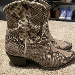 Tecovas Limited Edition Women’s Python Booties - Size 7.5